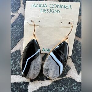 Janna Conner Designs Los Angeles drop earrings in onyx and quartz. Moody neutral